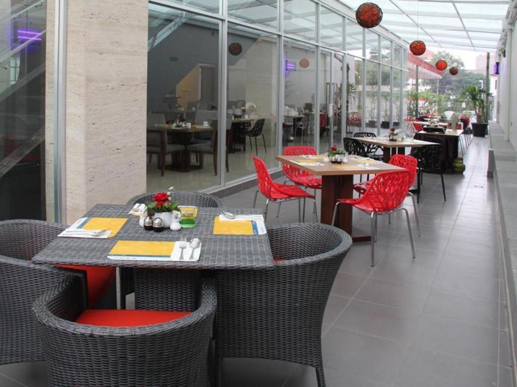 Verona Palace Hotel Bandung Exterior foto