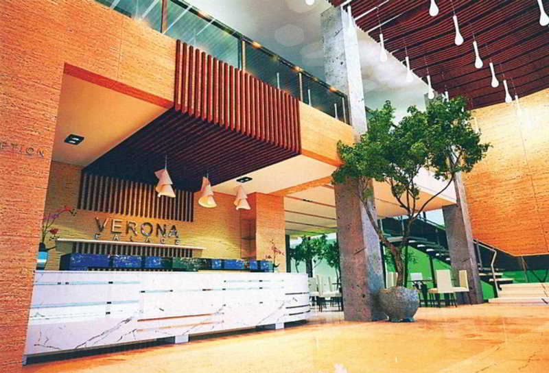 Verona Palace Hotel Bandung Exterior foto