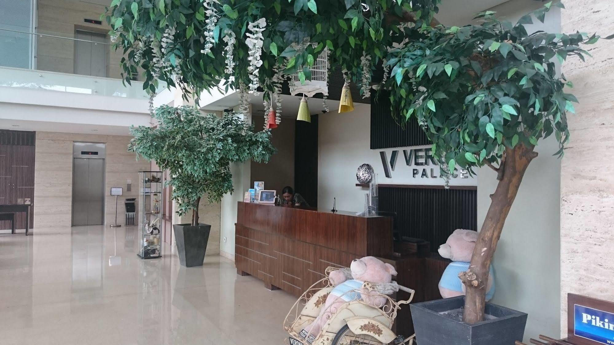 Verona Palace Hotel Bandung Exterior foto